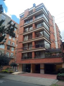Apartaestudio En Arriendo En Bogota En El Chico A54201, 45 mt2, 1 habitaciones