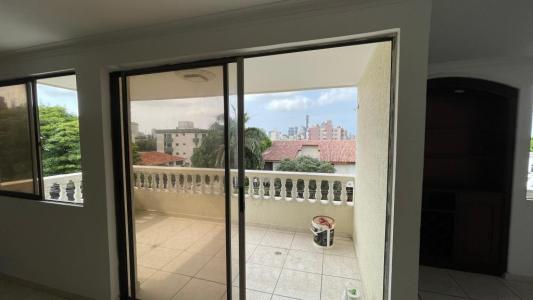 Apartamento En Arriendo En Barranquilla En Ciudad Jardin A132598, 152 mt2, 3 habitaciones