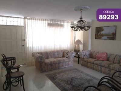 Apartamento En Arriendo En Barranquilla En Alto Prado A144722, 320 mt2, 3 habitaciones