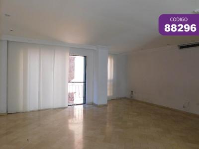 Apartamento En Arriendo En Barranquilla En El Golf A145078, 172 mt2, 3 habitaciones