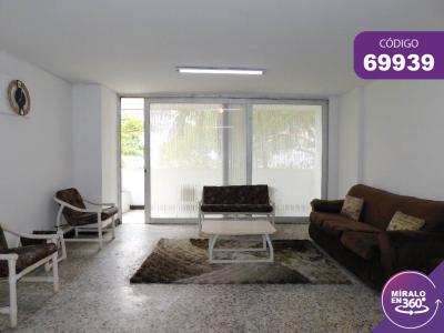 Apartamento En Arriendo En Barranquilla En El Prado A146726, 225 mt2, 3 habitaciones