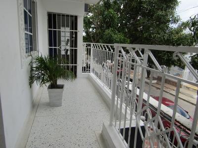 Apartamento En Arriendo En Barranquilla En Las Palmas A159134, 50 mt2, 3 habitaciones