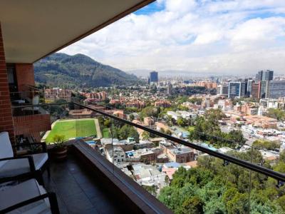Apartamento en Arriendo en Cerros de los Alpes en Bogota, 307 mt2