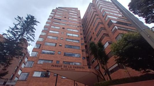 Apartamento En Arriendo En Bogota A74360, 120 mt2, 3 habitaciones