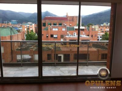 Apartamento en Arriendo en Chico Navarra Penthouse Bogota E144, 230 mt2, 4 habitaciones