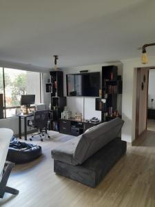 Apartamento En Arriendo En Bogota En Colina Campestre I Y Ii  Etapa A45884, 105 mt2, 3 habitaciones