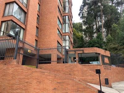 Apartamento En Arriendo En Bogota A13672, 220 mt2, 3 habitaciones