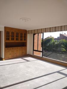 Apartamento En Arriendo En Bogota En Cerros De Suba (localidad De Suba) A48914, 487 mt2, 4 habitaciones