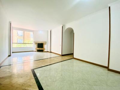 Apartamento En Arriendo En Bogota En Iberia A49681, 77 mt2, 3 habitaciones