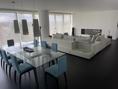 Apartamento En Arriendo En Bogota En El Retiro A65076, 363 mt2, 3 habitaciones