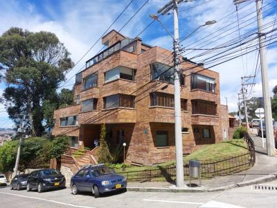 Apartamento En Arriendo En Bogota En Bosque De Pinos Usaquen A15486, 140 mt2, 2 habitaciones