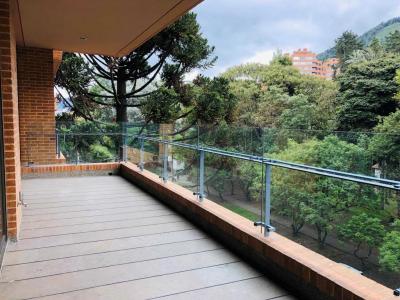 Apartamento En Arriendo En Bogota A31659, 340 mt2, 3 habitaciones