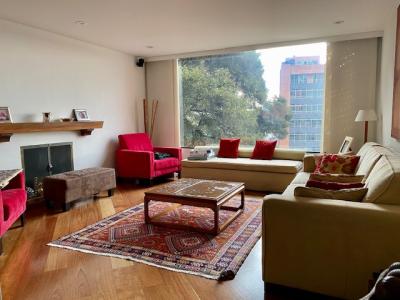 Apartamento En Arriendo En Bogota En El Retiro A111771, 220 mt2, 3 habitaciones