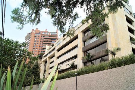 Apartamento En Arriendo En Bogota En El Refugio I A112048, 420 mt2, 3 habitaciones