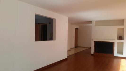 Apartamento En Arriendo En Bogota En Antiguo Country A124501, 106 mt2, 2 habitaciones