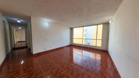 Apartamento En Arriendo En Bogota En Villa Magdala Usaquen A126975, 70 mt2, 3 habitaciones