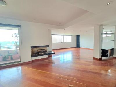 Apartamento En Arriendo En Bogota En Lisboa Usaquen A127648, 200 mt2, 2 habitaciones