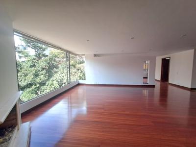 Apartamento En Arriendo En Bogota En El Nogal A135068, 235 mt2, 3 habitaciones