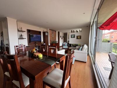 Apartamento En Arriendo En Bogota En Guaymaral A135130, 143 mt2, 3 habitaciones