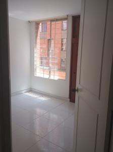 Apartamento En Arriendo En Bogota A139284, 51 mt2, 4 habitaciones