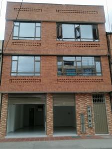 Apartamento En Arriendo En Bogota A139878, 100 mt2, 3 habitaciones