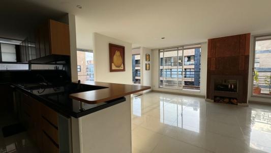 Apartamento En Arriendo En Bogota En Santa Barbara Usaquen A143930, 150 mt2, 4 habitaciones