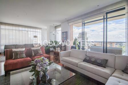 Apartamento En Arriendo En Bogota A149098, 271 mt2, 3 habitaciones