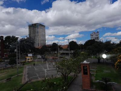 Apartamento En Arriendo En Bogota En Pontevedra A152778, 82 mt2, 3 habitaciones