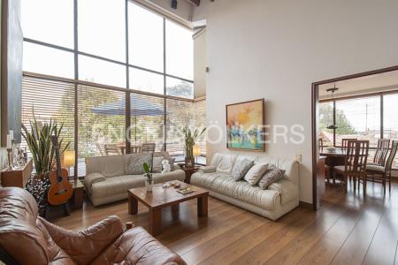 Apartamento En Arriendo En Bogota En Bosque Medina Usaquen A154206, 240 mt2, 4 habitaciones