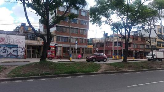 Apartamento En Arriendo En Bogota En Comuneros A154466, 55 mt2, 3 habitaciones