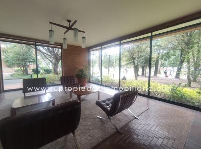 Apartamento En Arriendo En Bogota En El Chico A155311, 102 mt2, 2 habitaciones