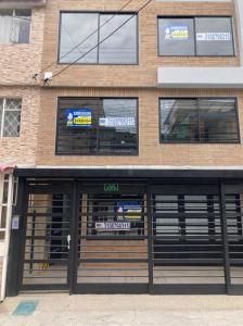 Apartamento En Arriendo En Bogota A155907, 90 mt2, 3 habitaciones