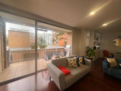 Apartamento En Arriendo En Bogota A158595, 147 mt2, 3 habitaciones