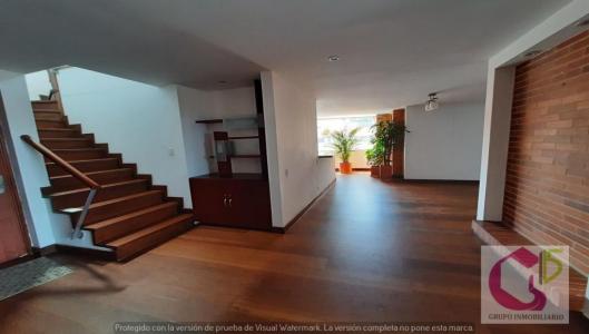 Apartamento En Arriendo En Bogota En Santa Ana Occidental Usaquen A158755, 184 mt2, 4 habitaciones