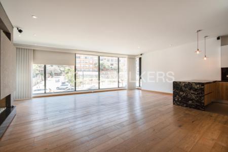 Apartamento En Arriendo En Bogota En La Cabrera A159272, 205 mt2, 3 habitaciones