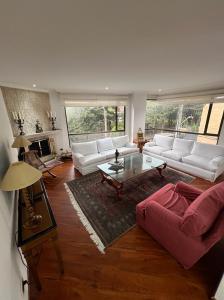 Apartamento En Arriendo En Bogota En Chiconavarra A160789, 150 mt2, 3 habitaciones