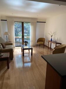 Apartamento En Arriendo En Bogota En La Carolina Usaquen A161255, 71 mt2, 2 habitaciones