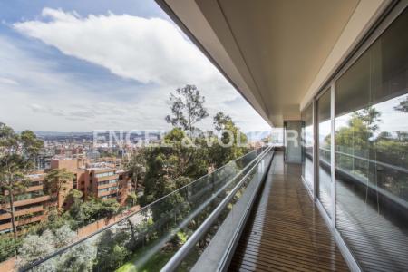 Apartamento En Arriendo En Bogota En Los Rosales A161280, 386 mt2, 3 habitaciones