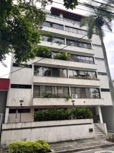 Apartamento En Arriendo En Cali En Centenario A57364, 120 mt2, 3 habitaciones