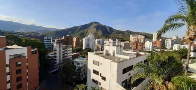 Apartamento En Arriendo En Cali En La Arboleda A74001, 155 mt2, 3 habitaciones