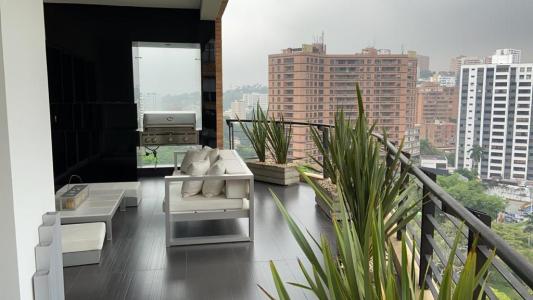 Apartamento En Arriendo En Cali En Aguacatal A15460, 320 mt2, 3 habitaciones