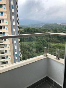 Apartamento En Arriendo En Cali En Ciudad Jardin A20609, 92 mt2, 3 habitaciones