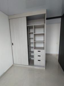 Apartamento En Arriendo En Cali En Valle Del Lili A119208, 55 mt2, 3 habitaciones