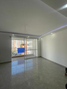 Apartamento En Arriendo En Cali En Bochalema A131930, 70 mt2, 3 habitaciones