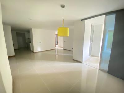 Apartamento En Arriendo En Cali A135573, 130 mt2, 3 habitaciones