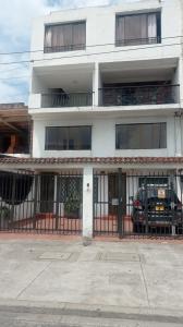 Apartamento En Arriendo En Cali En Departamental A143987, 120 mt2, 4 habitaciones