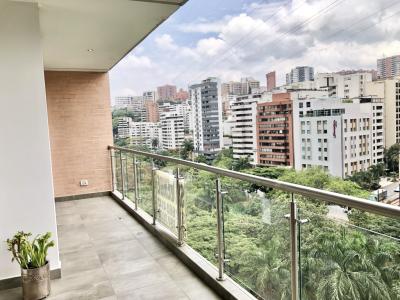 Apartamento En Arriendo En Cali En Normandia A149959, 160 mt2, 3 habitaciones