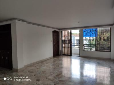 Apartamento En Arriendo En Cali En El Ingenio A159294, 120 mt2, 3 habitaciones