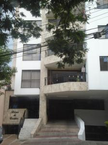 Apartamento En Arriendo En Cali En Cristales A160349, 140 mt2, 3 habitaciones