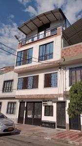 Apartamento En Arriendo En Cali En Benjamin Herrera A161971, 100 mt2, 3 habitaciones